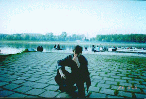 :Я на набережной реки Волга